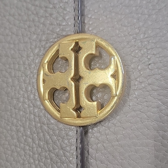 Tory Burch Gray Pebble Leather Flap Front Chain Shoulder Bag - Picture 10 of 16